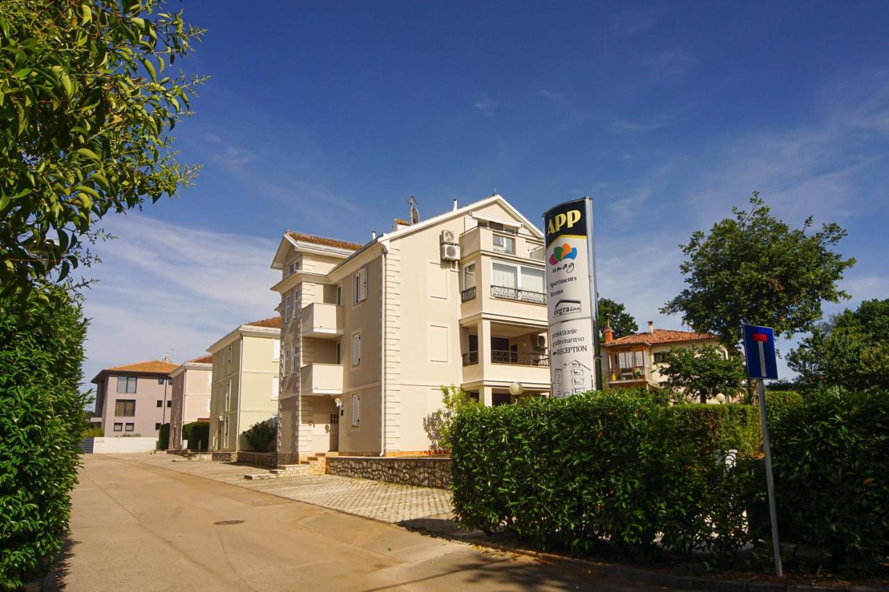 Apartments And Rooms Degra Umag Exterior photo