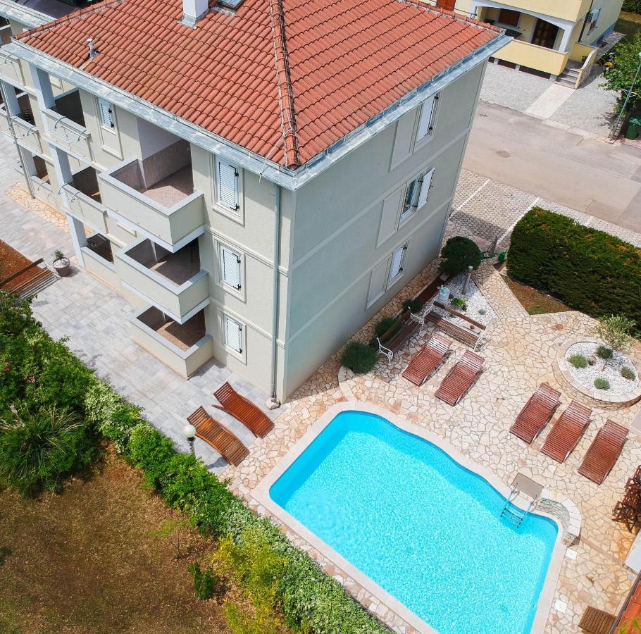 Apartments And Rooms Degra Umag Exterior photo