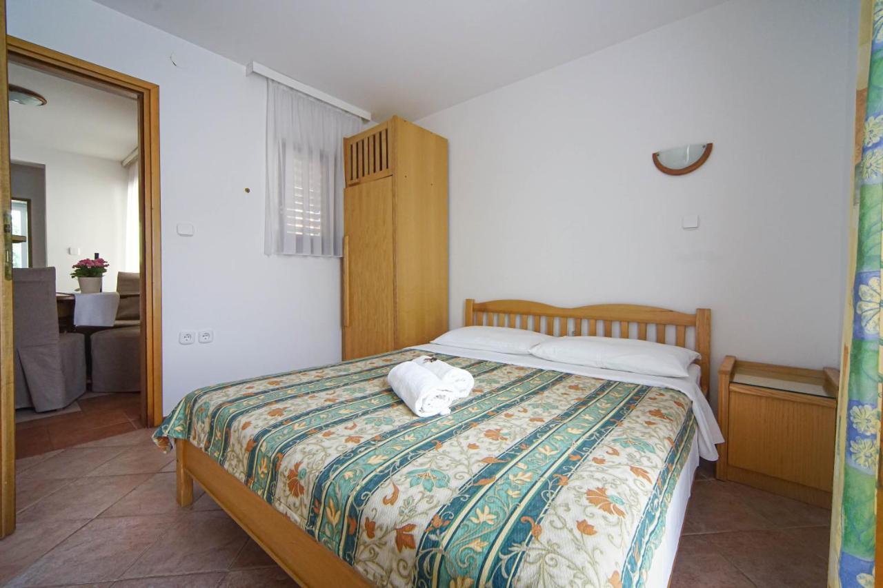 Apartments And Rooms Degra Umag Exterior photo