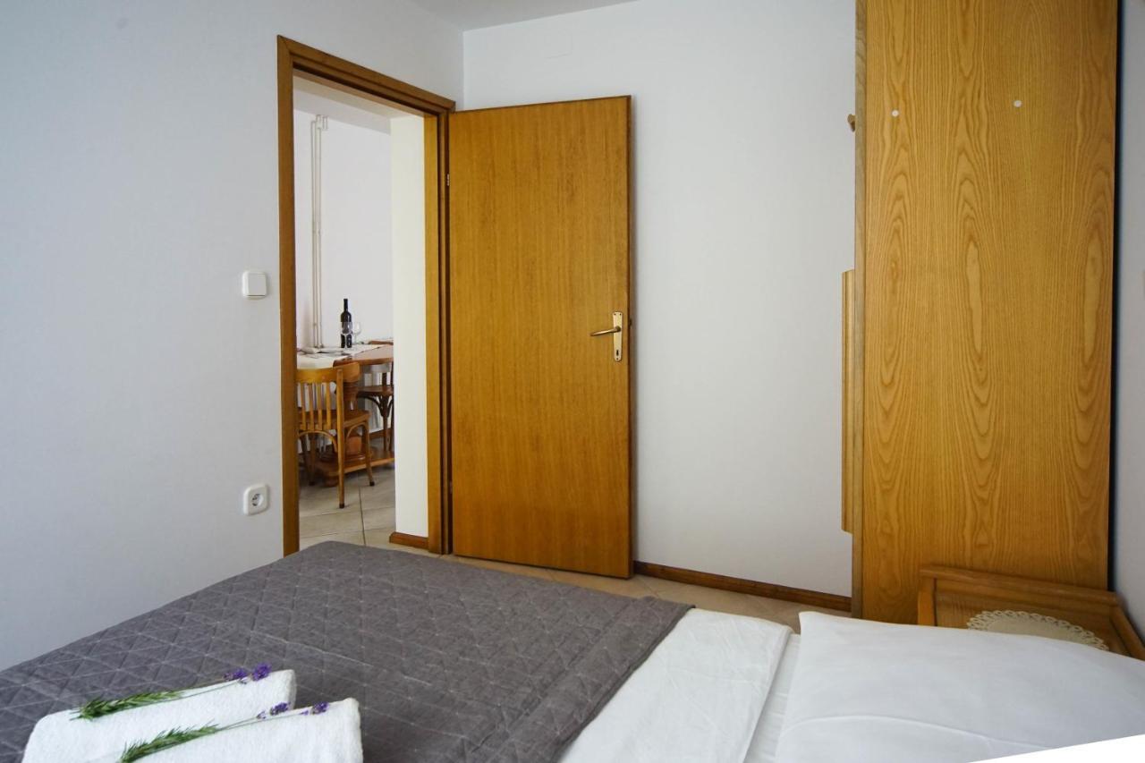 Apartments And Rooms Degra Umag Exterior photo