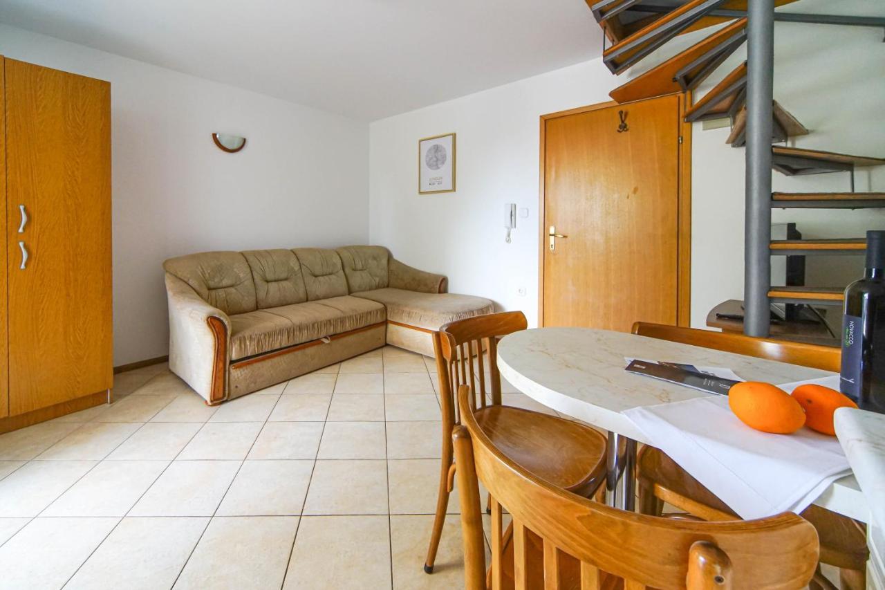 Apartments And Rooms Degra Umag Exterior photo